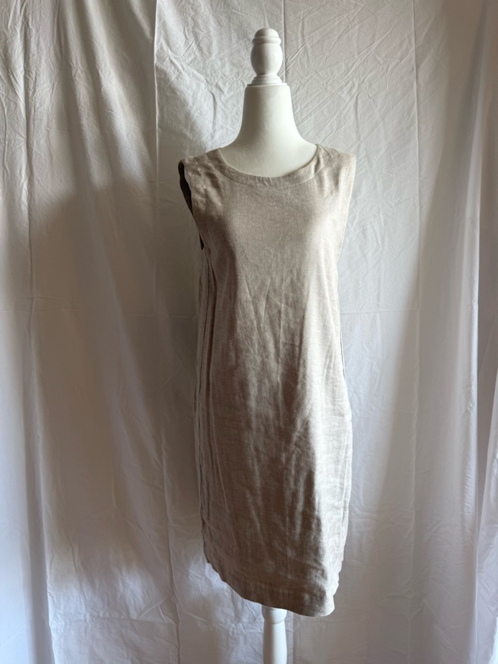 Theory Beige Sleeveless Linen Shift Dress